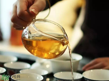 普洱生茶好喝還是熟茶好喝？普洱喝生茶還是熟茶？