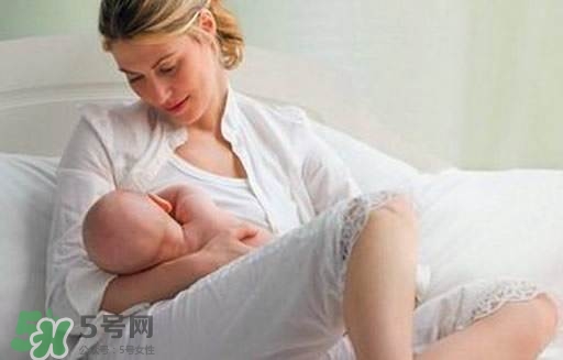 哺乳期能吃櫻桃嗎？哺乳期吃櫻桃寶寶會上火嗎？