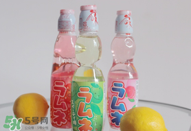 彈珠汽水怎么開？彈珠汽水怎么開不會噴？
