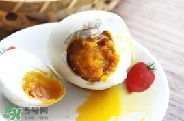 咸鴨蛋能帶上飛機(jī)嗎？飛機(jī)上能帶鴨蛋嗎？