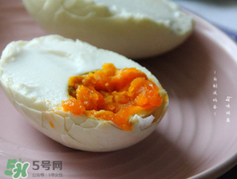 咸鴨蛋可以天天吃嗎？咸鴨蛋一天吃幾個(gè)？