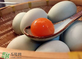 咸鴨蛋太咸了怎么辦？咸鴨蛋太咸如何變淡？