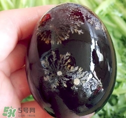 松花蛋是什么蛋？松花蛋是雞蛋還是鴨蛋？