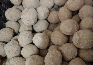 松花蛋是怎么做出來(lái)的？松花蛋的家庭腌制方法