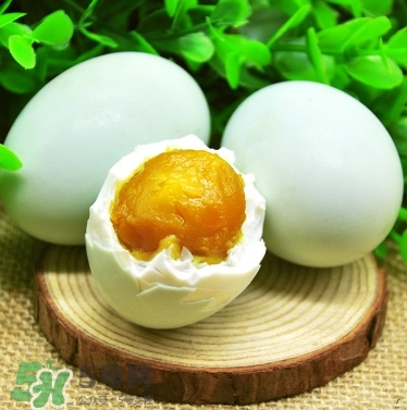 端午節(jié)為什么要吃綠豆糕？端午節(jié)為什么要吃鴨蛋？