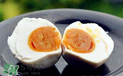 咸鴨蛋為什么會(huì)臭？咸鴨蛋為什么會(huì)苦