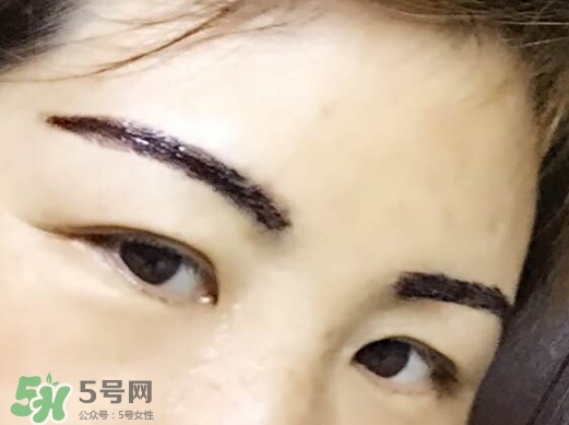 眉膠和眉粉哪個好用？眉膠和沒分的區(qū)別