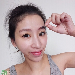 眉膠怎么用？眉膠正確方法圖解