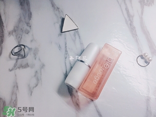 espie rouge唇膏多少錢？ES蘆薈維他命E潤唇膏價格