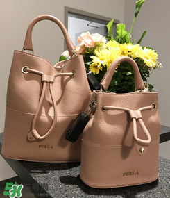 furla水桶包有幾種尺寸？芙拉水桶包尺寸多大？