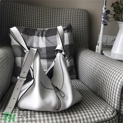 loewe hammock尺寸多大？羅意威吊床包有幾個尺寸？