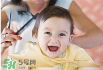 夏天寶寶能剃光頭嗎？夏天寶寶剃光頭好嗎？