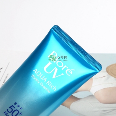 碧柔藍(lán)管防曬黑嗎？碧柔藍(lán)管是物理防曬嗎？