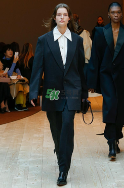 celine2017秋冬系列衣服怎么樣_好看嗎？