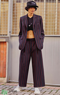 versus versace2018早春度假系列衣服款式有哪些_好看嗎？