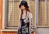 versus versace2018早春度假系列衣服款式有哪些_好看嗎？