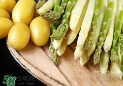 蘆筍焯水幾分鐘可以吃？蘆筍要焯水幾分鐘