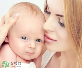 寶寶吃藥吐怎么辦？寶寶吃藥吐了還繼續(xù)吃嗎？