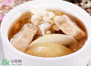 川貝燉雪梨的做法川貝放多少？川貝冰糖燉雪梨的禁忌