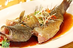 鱸魚怎么做好吃又簡單？清蒸鱸魚的做法