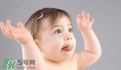 夏季寶寶長痱子怎么辦？怎么預(yù)防寶寶長痱子？