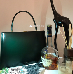 celine clasp多少錢？celine clasp專柜價格