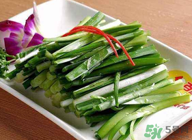 楊梅和韭菜能一起吃嗎？喝楊梅湯能吃韭菜嗎？
