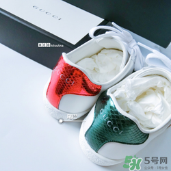 gucci小白鞋偏碼嗎？古馳小白鞋尺碼偏大嗎？
