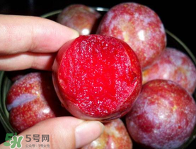 紅心李子孕婦可以吃嗎？紅心李子營養(yǎng)價(jià)值