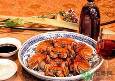 吃花蓋蟹可以喝啤酒嗎？吃花蓋蟹能喝啤酒嗎