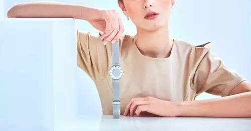 eone手表怎么看時間？eone手表時間怎么調(diào)？
