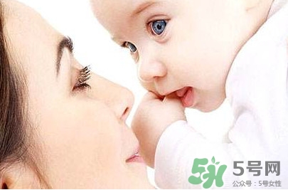 寶寶母乳喂養(yǎng)多久最好？母乳要喂多長時(shí)間最好