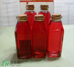 泡楊梅酒要放多少糖？泡楊梅酒放多少冰糖？
