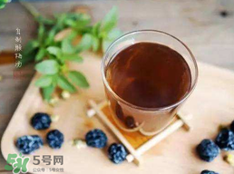 酸梅湯不能和什么一起吃？酸梅湯和什么食物相克？