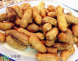 楊梅和花生能一起吃嗎？吃了楊梅還能吃生花生嗎？