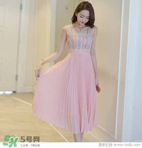 7月份去三亞穿什么？去月份去三亞穿什么衣服