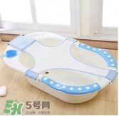 嬰兒浴盆什么樣子的好？嬰兒浴盆常見款式介紹