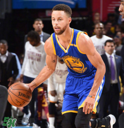 under armour curry4 low什么樣？庫(kù)里第四代總決賽戰(zhàn)靴低幫版諜照