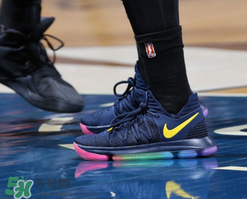 nike kd 10 be true彩虹配色實(shí)物怎么樣？杜蘭特10彩虹底照片曝光