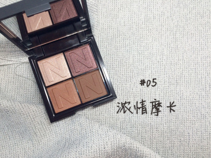 novo眼影好用嗎？novo眼影試色與用法