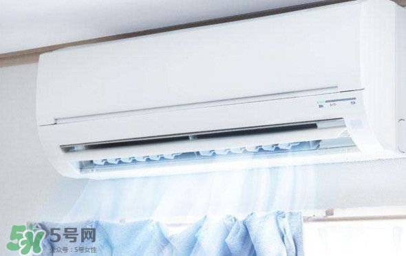 吹空調(diào)為什么要放盆水？吹空調(diào)為什么會(huì)喉嚨痛
