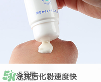 液體爽身粉怎么用？液體爽身粉與普通爽身粉用法一樣嗎？