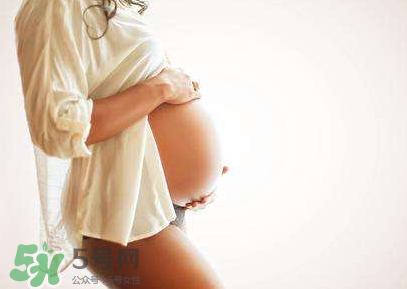 孕婦長痱子可以用痱子粉嗎？痱子粉對孕婦有危害嗎？