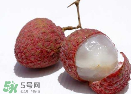 吃泡藥水的荔枝會(huì)得病？吃藥水的荔枝會(huì)得手足口??？