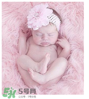 早產(chǎn)兒要喝早產(chǎn)兒奶粉嗎？早產(chǎn)兒最好喝什么奶？