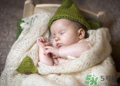 早產(chǎn)兒奶粉有必要嗎？早產(chǎn)兒可以吃普通奶粉嗎？