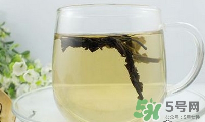 杜仲茶比較適合哪些人飲用？杜仲茶功效與作用有哪些？