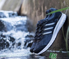 adidas duramo lite怎么樣？阿迪達(dá)斯緩震跑鞋測(cè)評(píng)