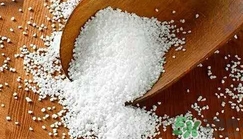 食鹽發(fā)藍(lán)怎么回事？食鹽中一般會(huì)添加什么食品添加劑