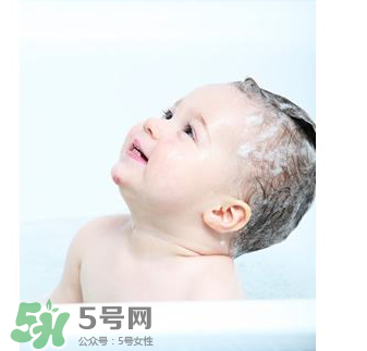 寶寶能用艾葉水洗澡嗎？嬰兒能用艾葉水洗澡嗎？